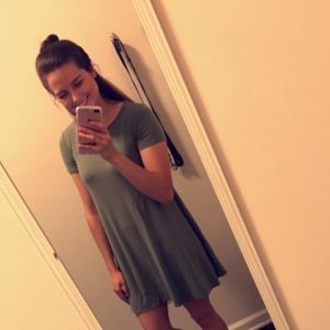 Meet your Posher, Victoria